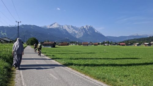 Foto 10 di 44