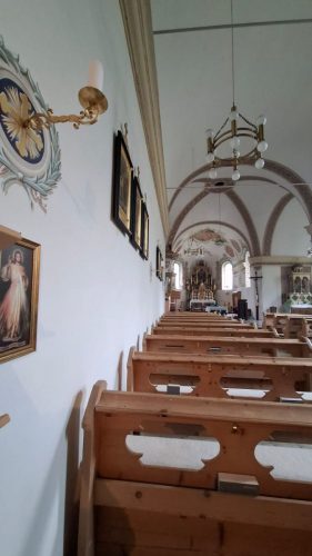 Foto 17 di 44