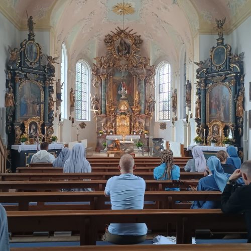 Foto 26 di 44