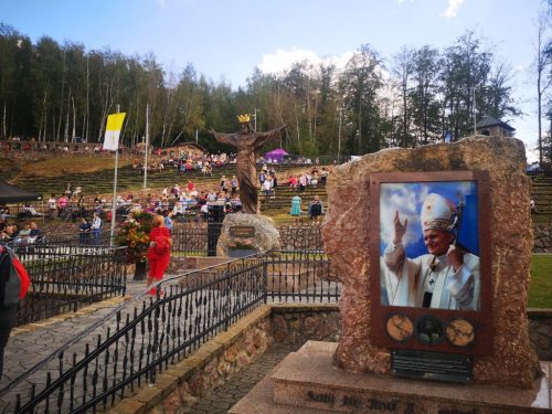 Foto 3 di 16