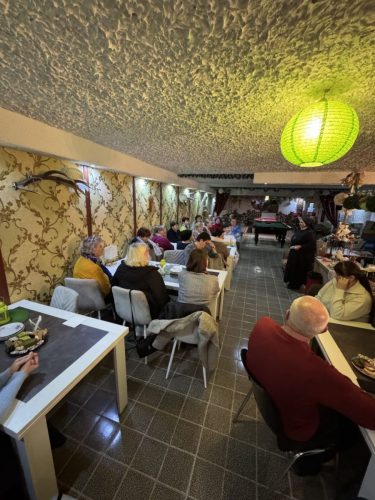 Foto 4 di 13