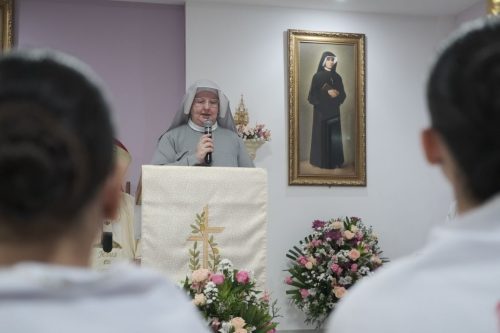 Foto 1 di 16