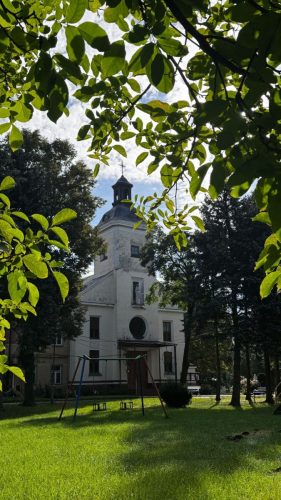 Foto 9 di 30